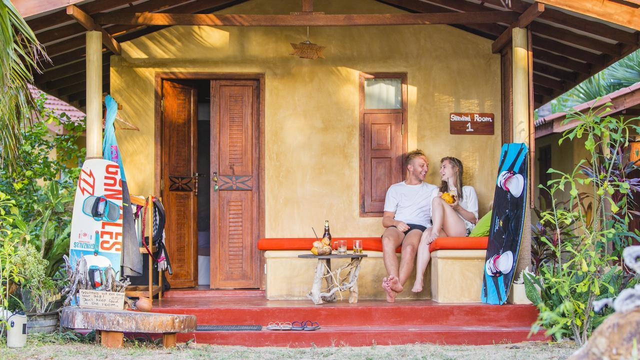 Kitesurfing Lanka Hotel Kalpitiya Exterior photo